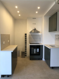Lumineux appartement rénové au dernier étage Aix-en-Provence
