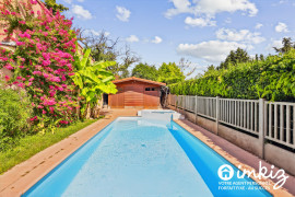 Maison 10 pièces de 285m² avec piscine Vaulx-en-Velin