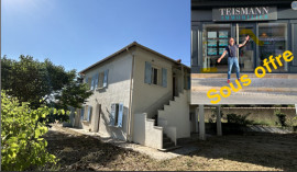 maison 4 chbres sur 1000 m² et dépendances Mallemort