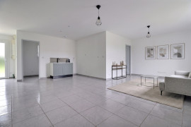 maison de plain-pied de 90 m² sans travaux Saint-Romain-la-Virvée