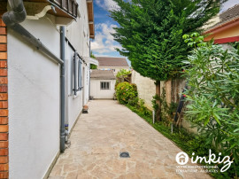 Maison 7 pièces sur grande parcelle arborée Blancs-Coteaux