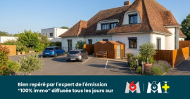 MAISON 90 m2 EN DUPLEX - 2 CHAMBRES - TERRASSE - GARAGE - STATIONNEMENTS Aizenay