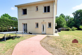 Maison de 2016 sur 2500m2 de parcelle Pessac