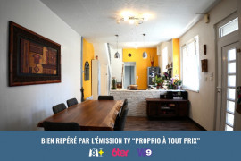 Maison de 3 niveaux avec cour intérieure et garage Gerzat