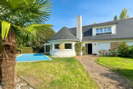 Maison de charme avec piscine - bords de Mayenne Montreuil-Juigné
