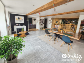 Maison de village rénovée 220 m² – 7 pièces Condeissiat