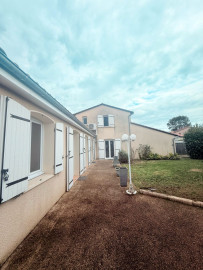 🏡 Maison Familiale 130mètres carrés avec Jardin Lamonzie-Saint-Martin