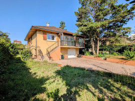 Maison familiale 96 m² habitable + sous-sol 100 m² aménageable Décines-Charpieu