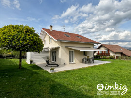 Maison familiale avec vue montagnes Pers-Jussy