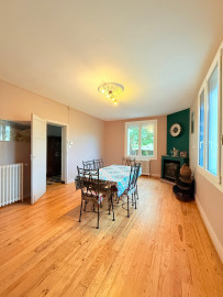 Maison familiale de 6 chambres sur vaste terrain Gardonne