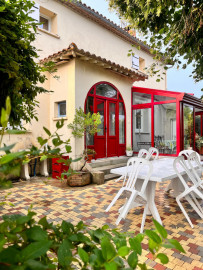 Maison familiale de 6 chambres sur vaste terrain Gardonne