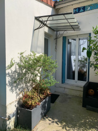 Maison indépendante dans un agréable jardin à 15 min du centre de Paris (loyer tout inclus) Saint-Maur-des-Fossés