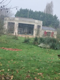 Maisonnette dans un parc privé d'1ha Angers
