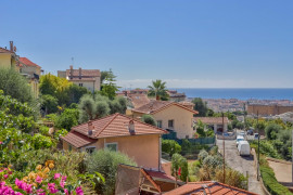 Nice - Mantega Righi - Belle maison à rénover de 140 m² avec vue mer Nice