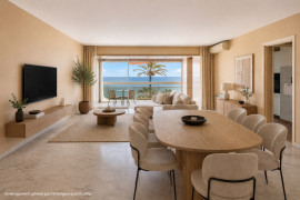 Nice - Promenade des Anglais - Appartement 3 pièces de 113 m² avec un fort potentiel d'aménagement Nice
