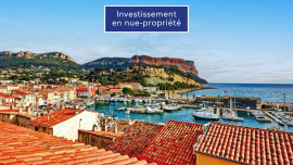 OPPORTUNITÉ AVEC VUE SUR LE PORT DE CASSIS Cassis