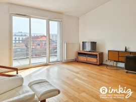 Pantin – 2P 49 m², plafond cathédrale, balcon Pantin