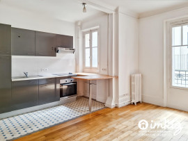Paris 15ème 44 m² traversant, calme et lumineux Paris 15ème