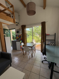 Petite maison tranquille dans un jardin Pessac