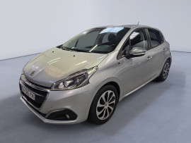 PEUGEOT 208 - 1.6 Blue-HDi 75 CV STYLE - 4 CV Couëron