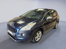 PEUGEOT 3008 - 1.6 HDi 110 CV ALLURE - 6 CV Couëron
