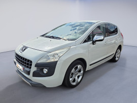 PEUGEOT 3008 - 1.6 HDi 115 CV STYLE - 6 CV Couëron