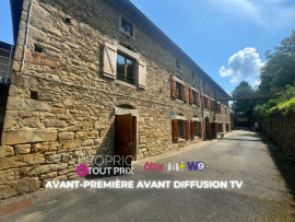 Plateau de 140m² avec extérieur DOIZIEUX Doizieux