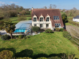 PONT HEBERT, maison de 200m2 avec piscine pont hebert