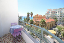 Promenade des Anglais 3 pièces a vendre Vue Mer en étage Nice