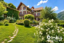 PROPRIETE de CHARME avec CHAMBRES D'HOTES Saint-Martin-Vésubie