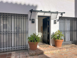 Puerto Banus, à 100 mètres de la mer. Marbella