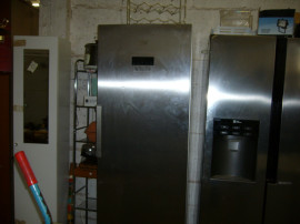 Réfrigérateur gris Sartrouville
