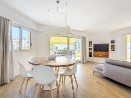 Roquebrune-Cap-Martin – Appartement avec terrasse, vue mer, piscine et dépendance dans résidence récente Roquebrune Cap Martin