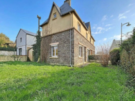 SAINT JEAN D'ELLE - Bourg - Maison à rénover avec fort poten Saint-Jean-dElle