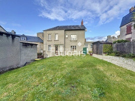 SAINT-LO - Maison de ville quartier SUD avec jardin, garage  st lo