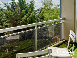 Studio 27 m² + mezzanine aménagée Villemomble