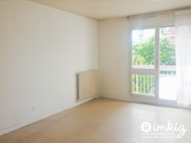 studio  33m2 avec loggia  isolée Villiers-le-Bel