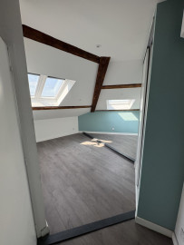 Studio – Lumineux – 5ᵉ étage – Saint Fons Saint-Fons