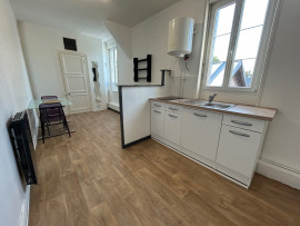 Studio meublé 18m2 à 2min de la gare Amiens