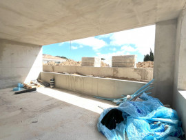 Studio rooftop avec terrasse – 15 min d’Aix Éguilles