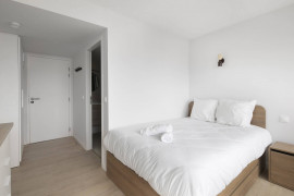 Studio S (loyer tout inclus) Paris