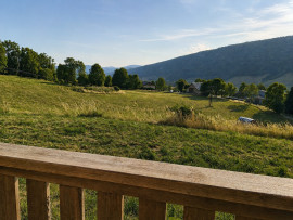 Studio vue dégagée, balcon et calme à La Chenevarie, à 4 minutes du village de Lans en Vercors. Lans-en-Vercors