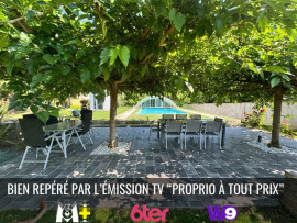 propriété de caractère sur un terrain de 1900M2 Savigny