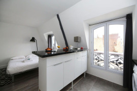 Superbe studio meublé 23m² proche marché Poncelet Paris 17ème