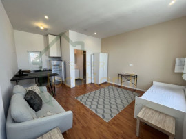 Superbe studio meublé, complètement rénové Saint-Quentin