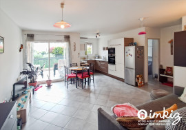 Superbe T2 lumineux avec terrasse et pkg – Allauch Allauch