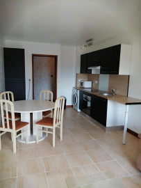 T2 bis dans petit immeuble Les Albres