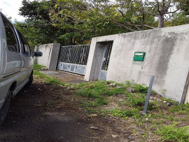 TERRAIN CONSTRUCTIBLE POUR PROMOTION 4 APPARTMTS Saint-François