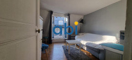 Un cocon parisien avec balcon – 9e arrondissement Paris 9ème
