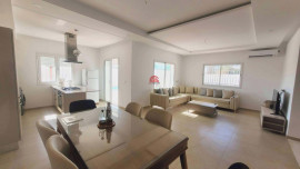 VILLA AVEC PISCINE À LA ZONE TOURISTIQUE MIDOUN Brévainville